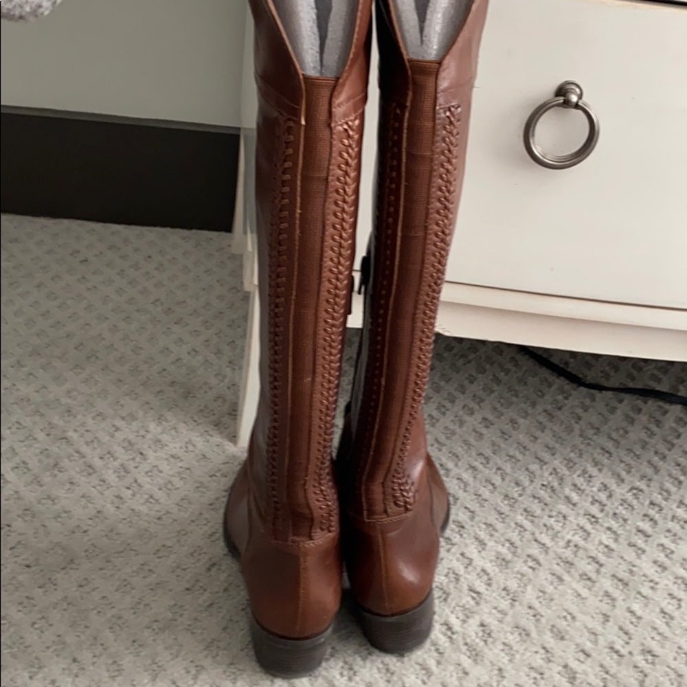 Vince Camuto Bendra Boots - Picture 3 of 4